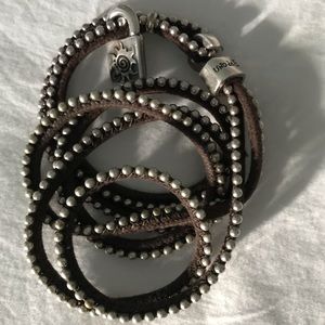 Uno de 50 wrap brace with leather and silver